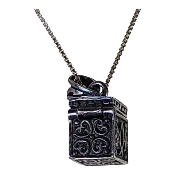 Vintage 925 Sterling Silver Prayer Box Locket Necklace Italy TBE Gothic Artisan - Picture 6 of 12